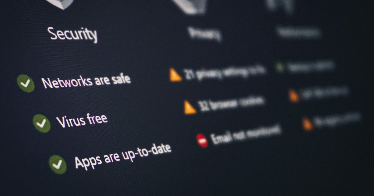 Security dashboard showing network and application status checks